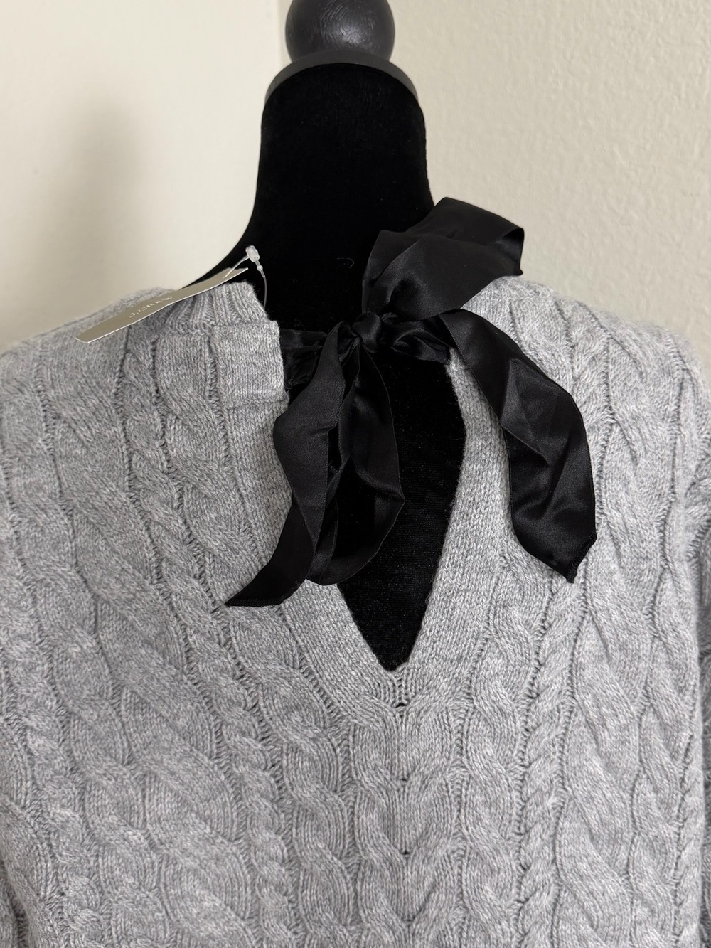 NWT J.Crew Lambswool Cable Knit Tie-Back Bow Sweater Gray M BV361 - Picture 6 of 12